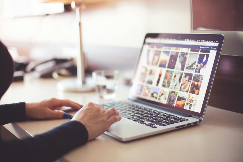 Creating your digital vision board on your laptop